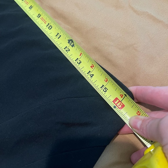 Apostrophe Boutique Chic Fancy Black Lacey Skirt Sz 12 - Picture 7 of 8